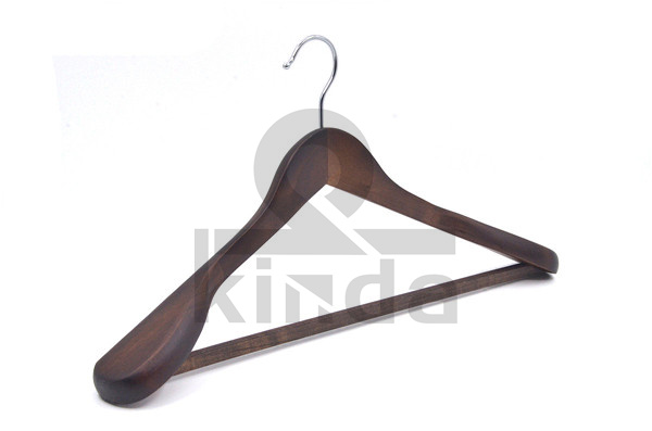 Wooden Luxury  Hanger KMC08
